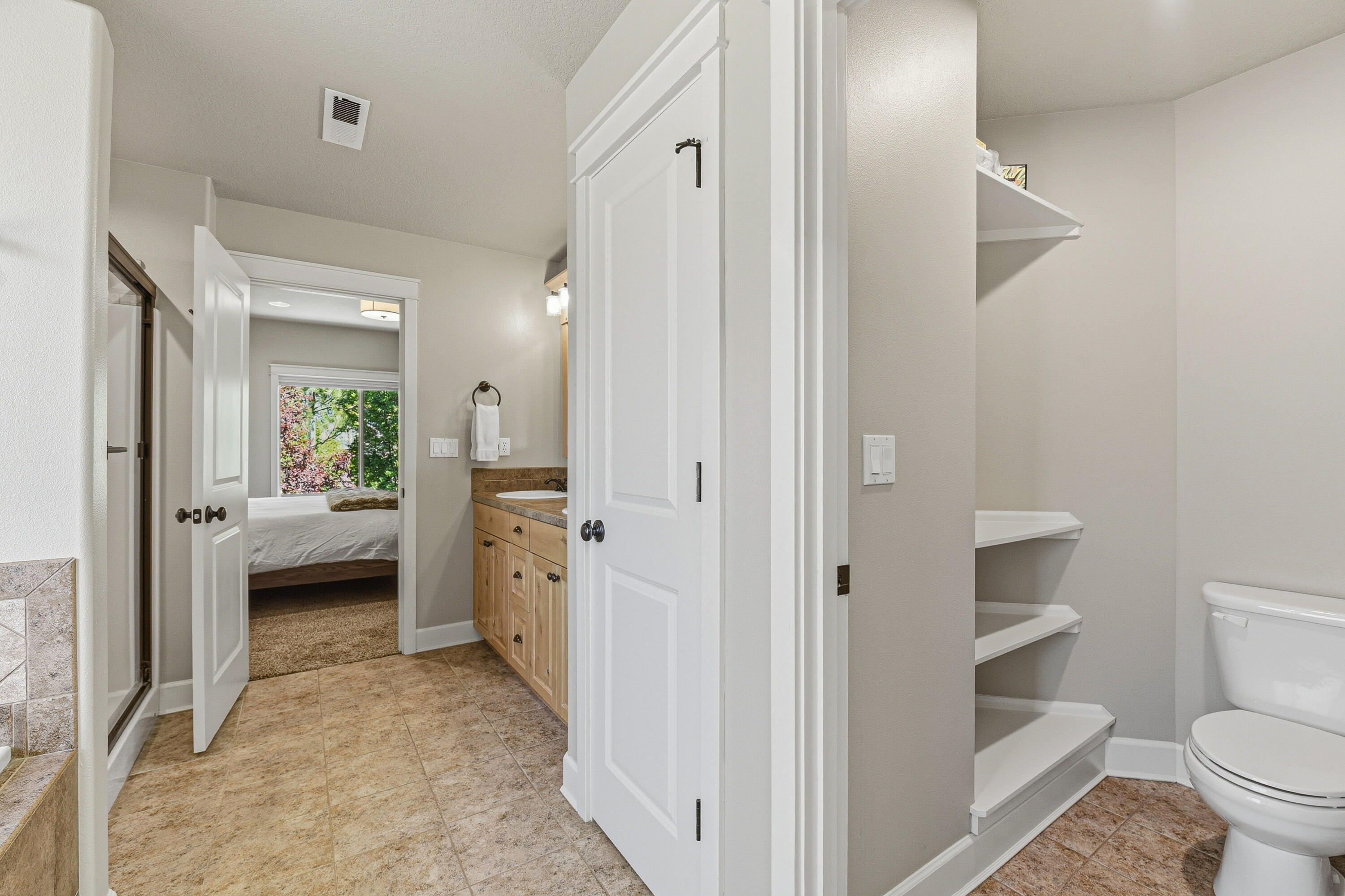 60320 Sage Stone Loop Bend, OR 97702 - Photo 30 of 67