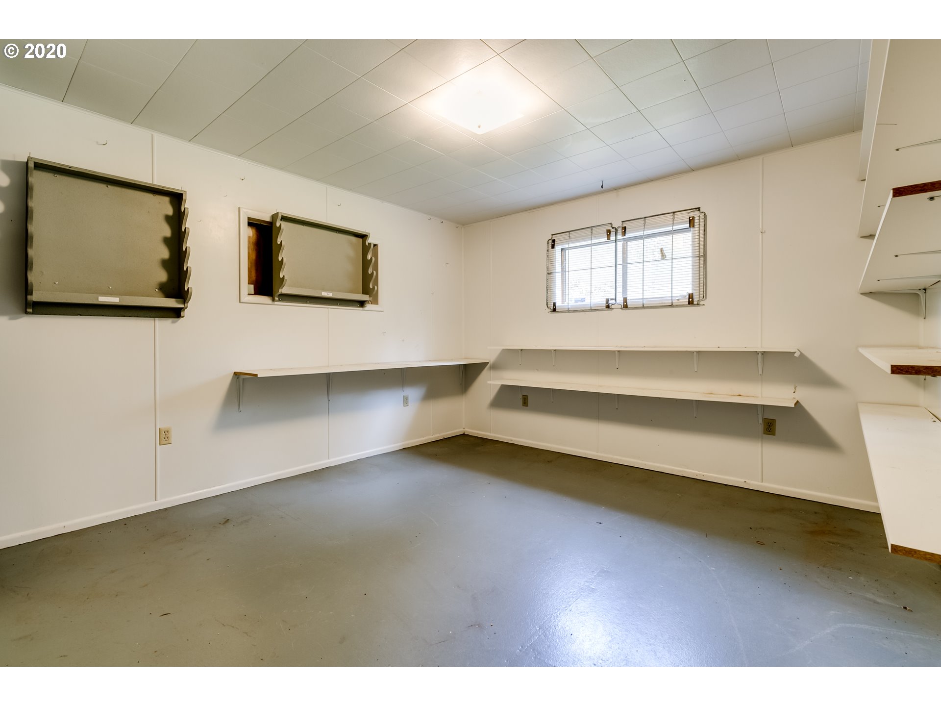 25445 Perkins Road Veneta, OR 97487 - Photo 30 of 32 Gallery Image 30