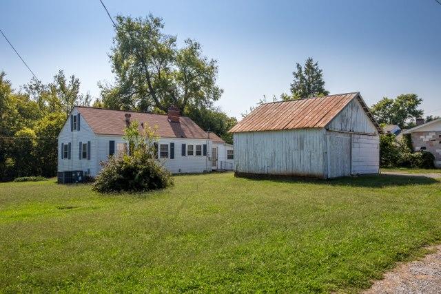 452 Louisville Road Alcoa, TN 37701 - Photo 4 of 14 4 (640x427)