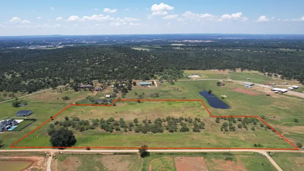$629,500 | 255 Skyline Drive, Marble Falls, TX 78654