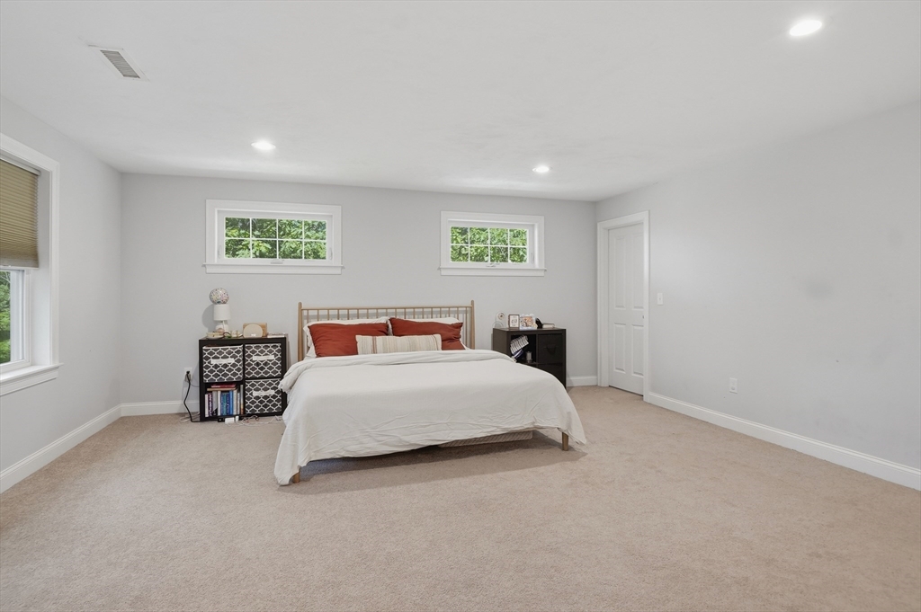53 Cambridge Street Ayer, MA 01432 - Photo 17 of 32