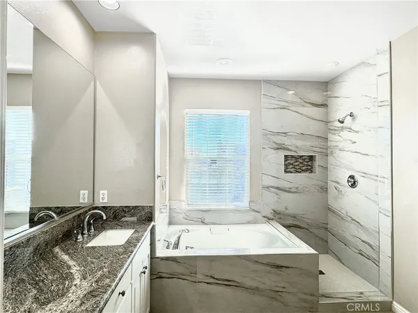 $4,600 | 2365 West Canopy Lane, Anaheim, CA 92801