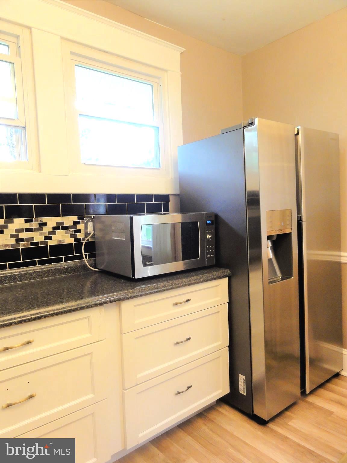 617 Tunbridge Road Baltimore, MD 21212 - Photo 8 of 20 Kitchen Stainless Steel Appliances