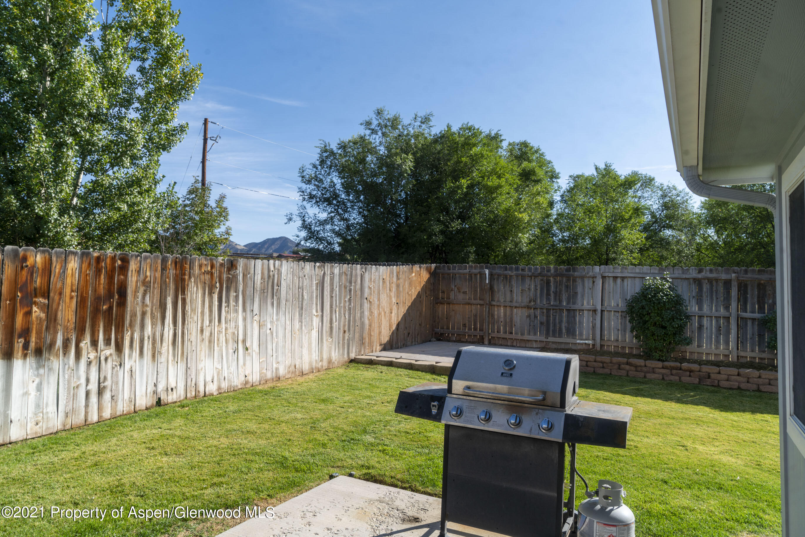 686 Evergreen Road Silt, CO 81652 - Photo 18 of 20 Yard1