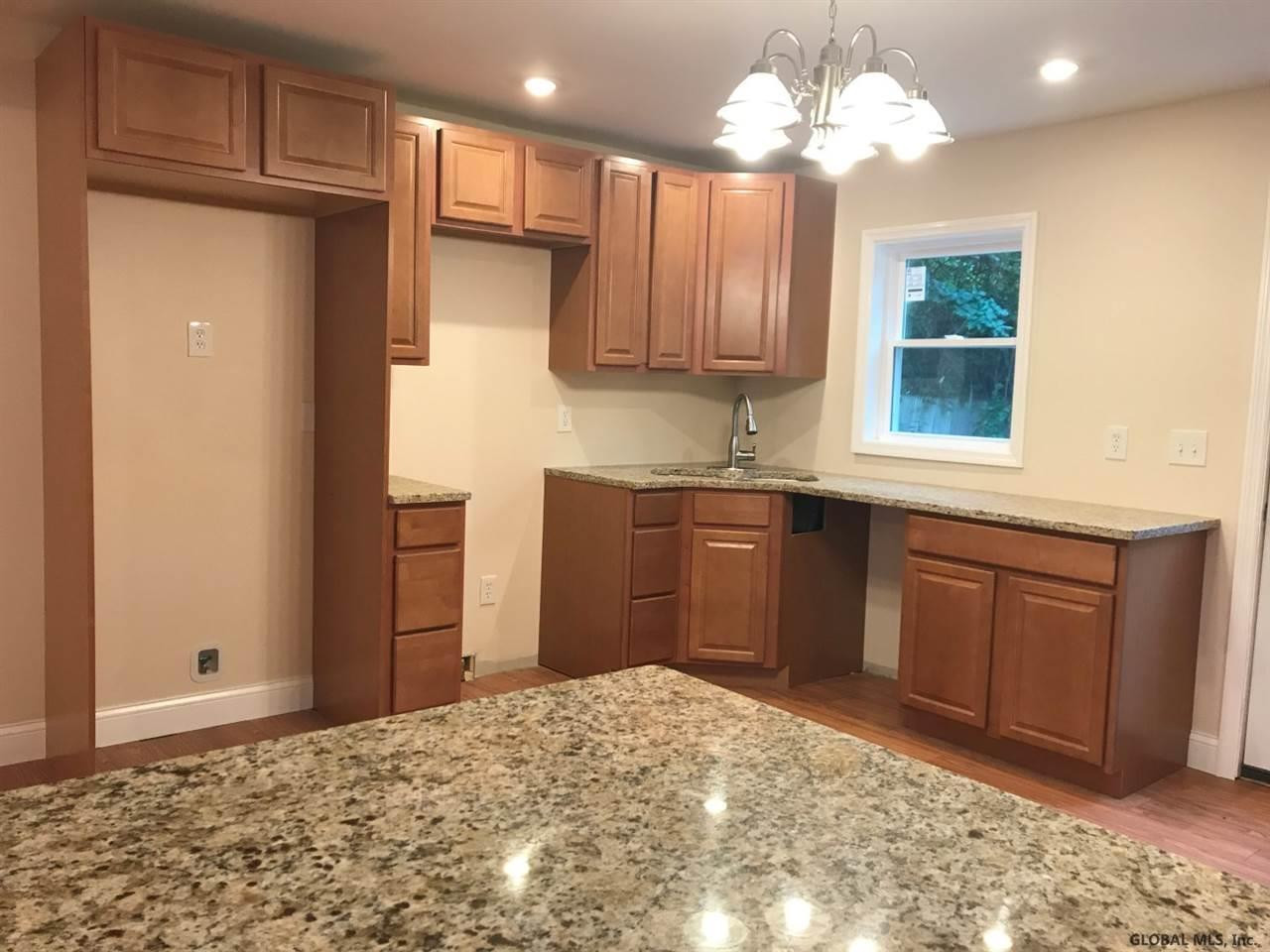 427 Chiswell Road Schenectady, NY 12304 - Photo 21 of 25 Photo 21