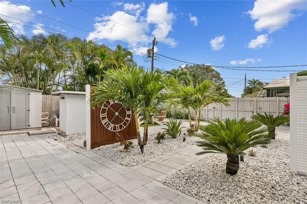 $2,300 | 717 95th Avenue North, Unit 1, Naples, FL 34108