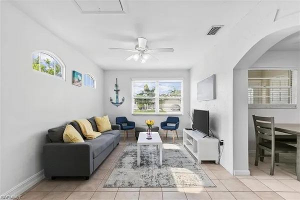 $2,300 | 717 95th Avenue North, Unit 1, Naples, FL 34108