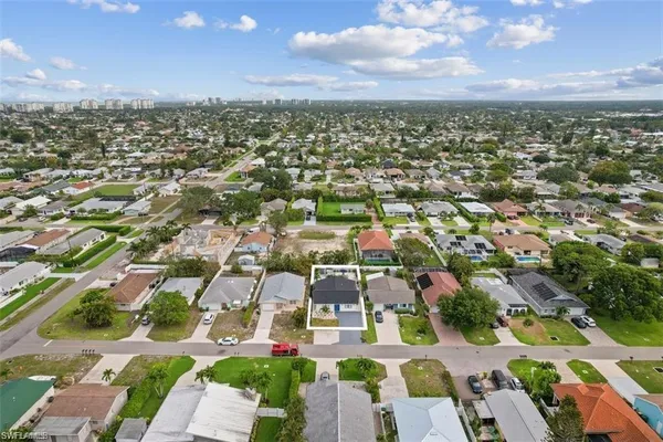 $2,300 | 717 95th Avenue North, Unit 1, Naples, FL 34108