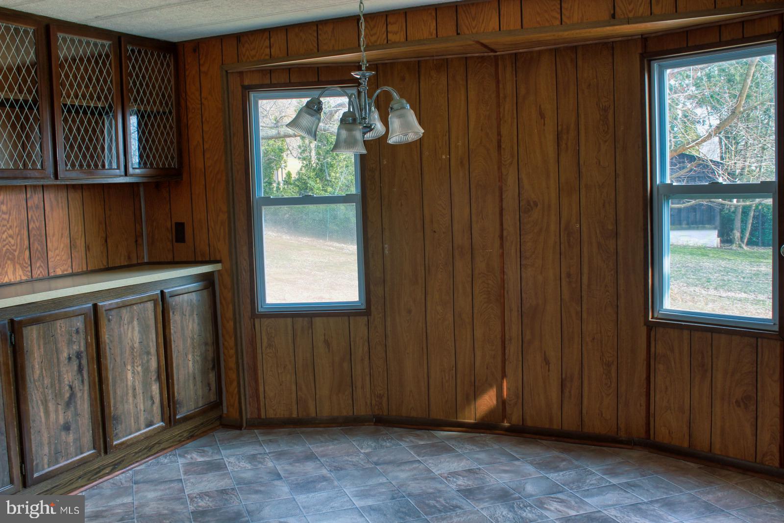 407 Holtzman Road Reinholds, PA 17569 - Photo 7 of 19 Dining Area