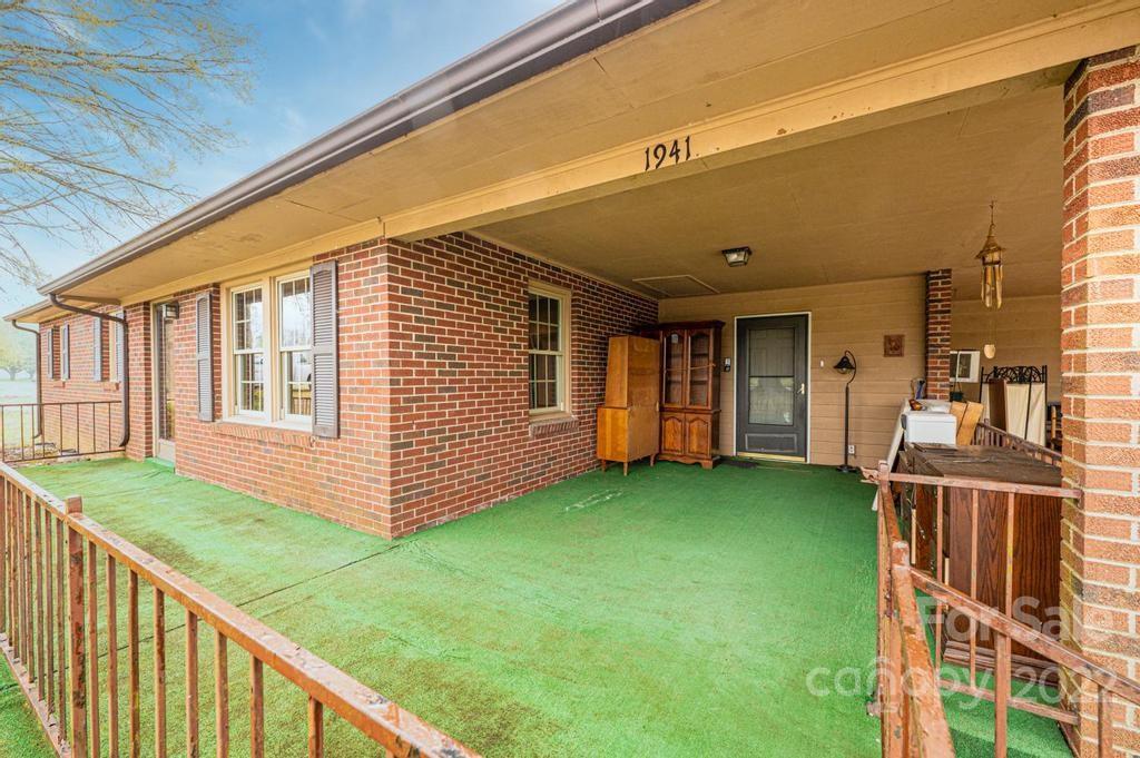1941 Joe Campbell Road Newton, NC 28658 - Photo 3 of 44 Gallery Image 3