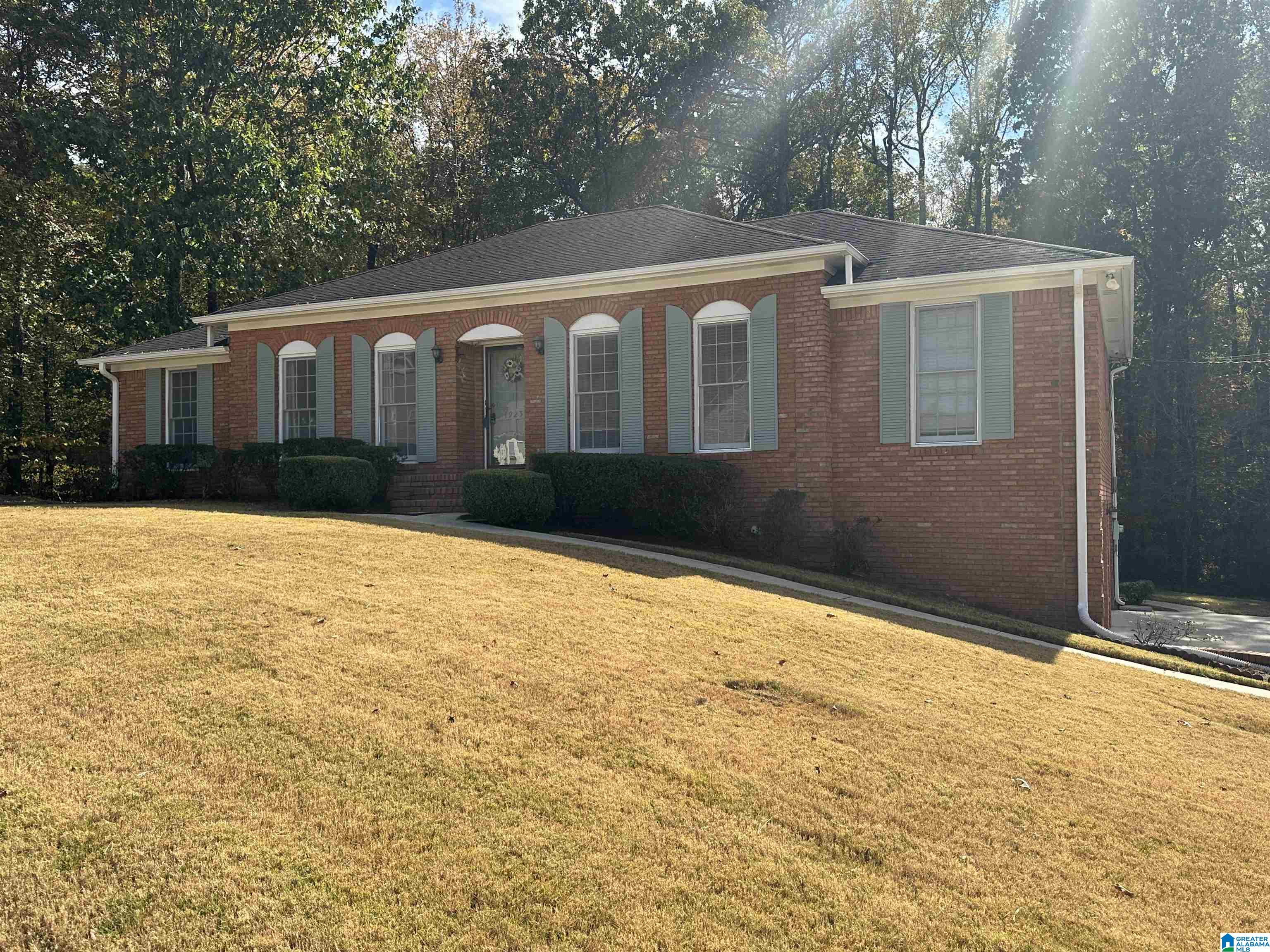 1925 Winewood Road Birmingham, AL 35215 - Photo 1 of 34