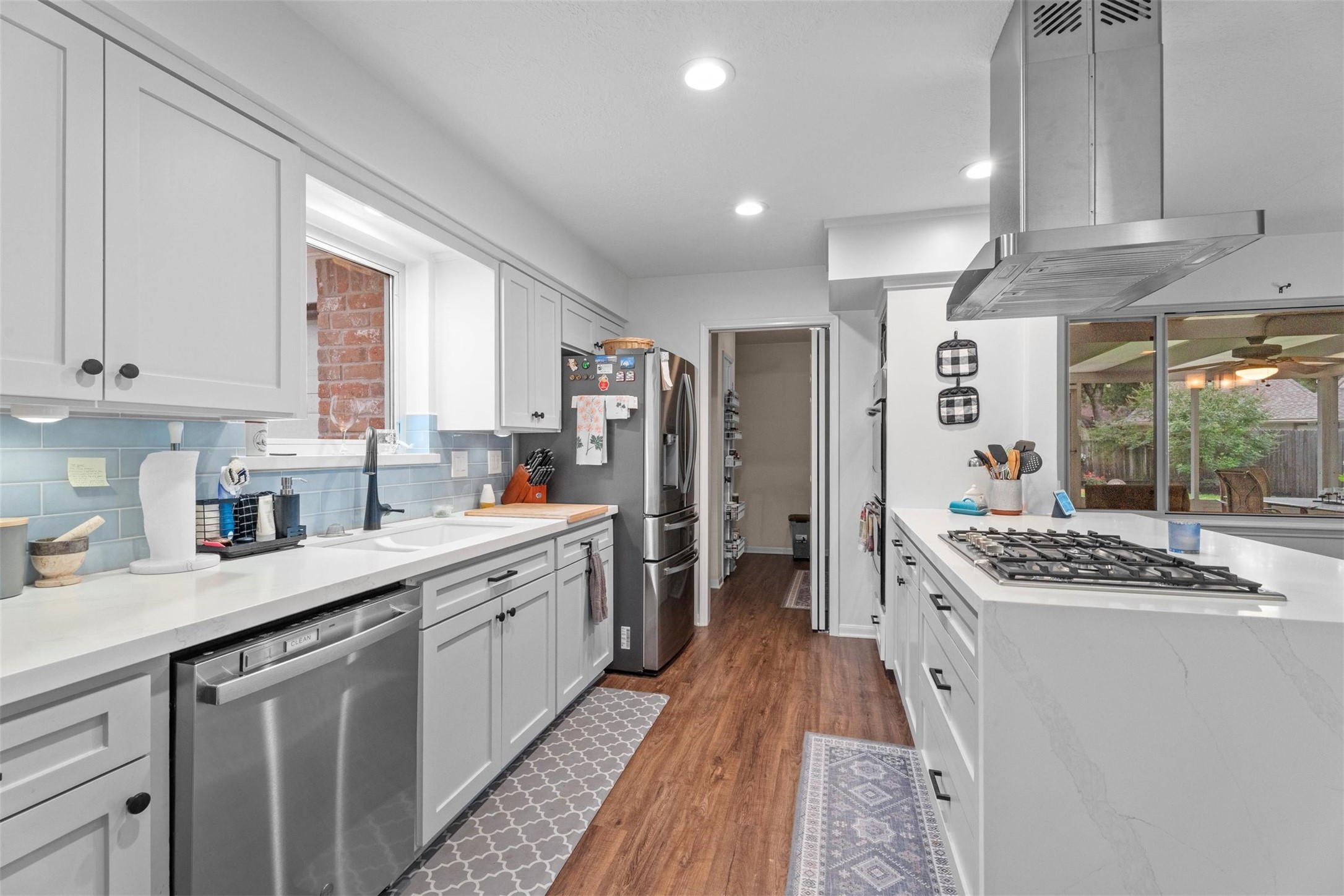 3826 Shipman Lane Spring, TX 77388 - Photo 19 of 43 Stainelss appliances, double ovens