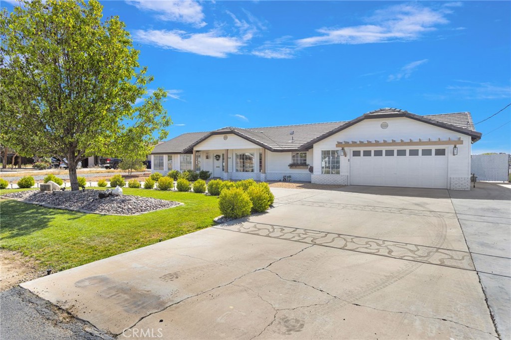 15454 Tuscola Road Apple Valley, CA 92307 - Photo 2 of 67