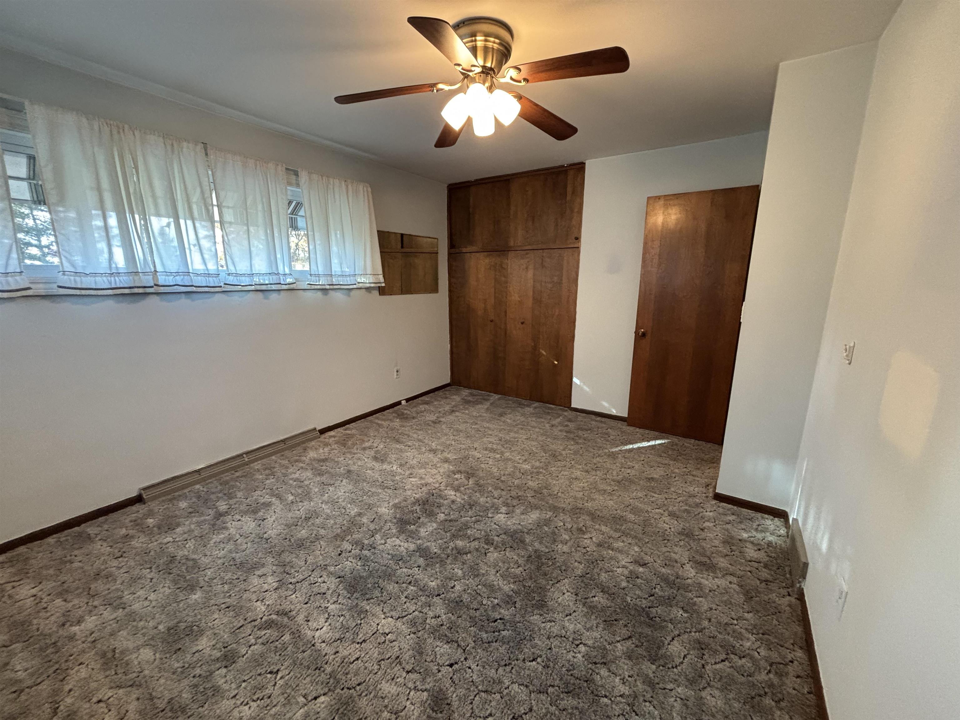 1484 South Beyer Road Saginaw, MI 48601 - Photo 22 of 50 50193835-b9557980-cacb-470e-9c34-d96ebcedb879.JPG
