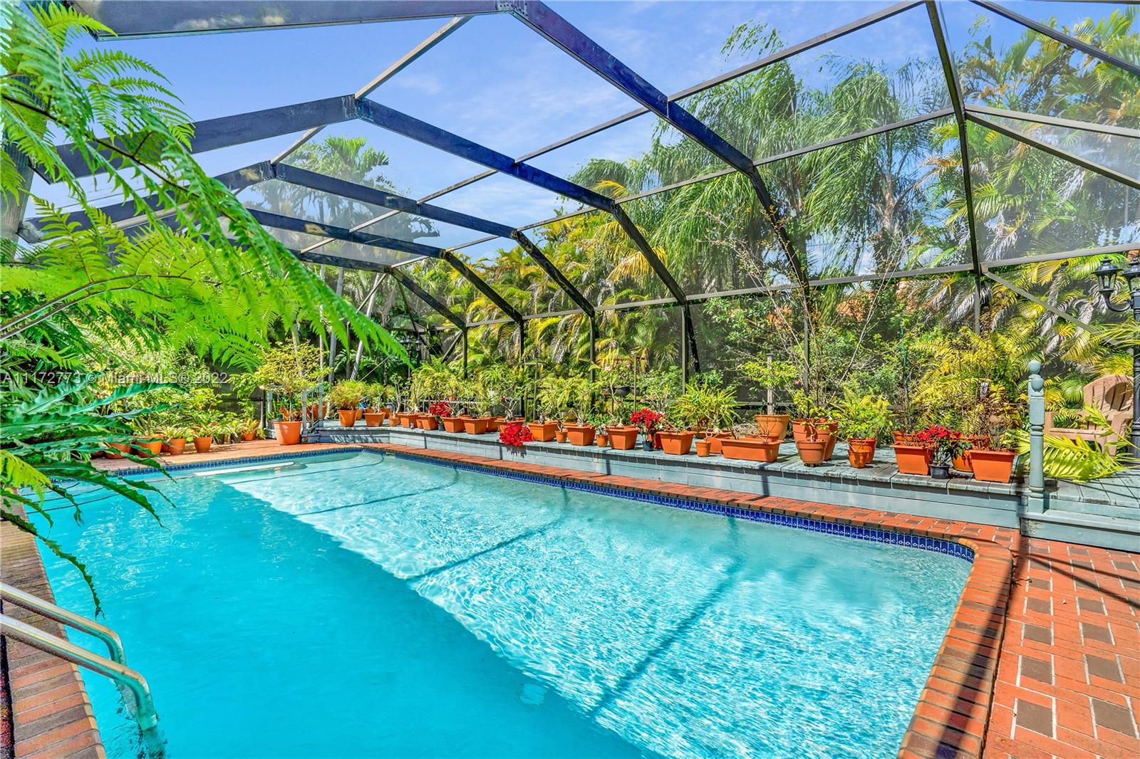 8695 Southwest 110th Street Miami, FL 33156 - Photo 15 of 54