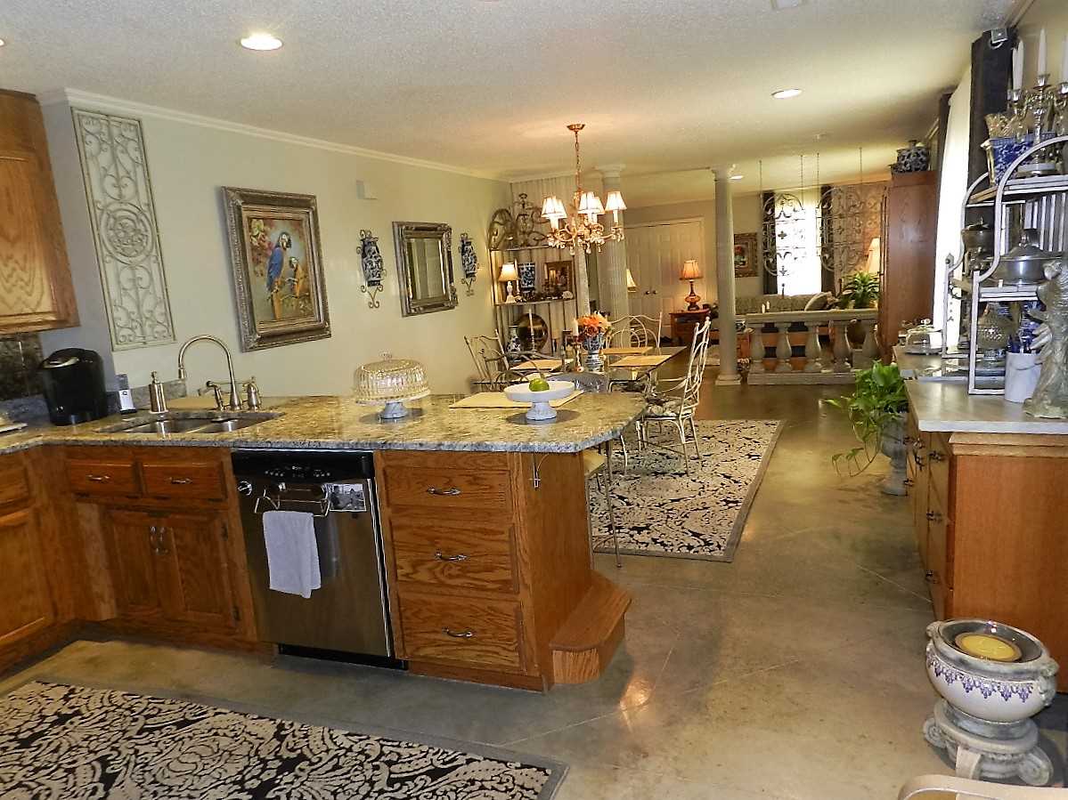 227 Ross Hill Road Gaffney, SC 29341 - Photo 5 of 25