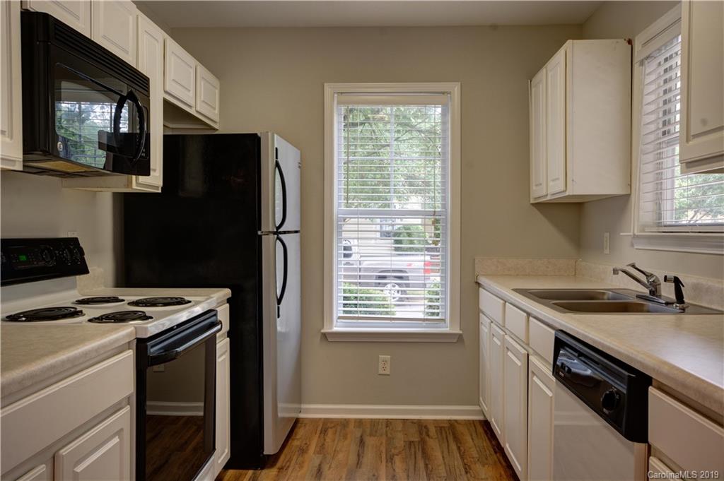 17368 Villanova Road Huntersville, NC 28078 - Photo 5 of 36 Gallery Image 5