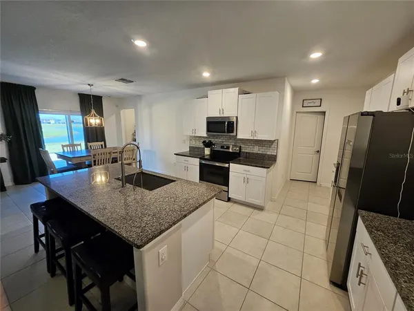 $3,800 | 12751 Weston Oaks Lane, Riverview, FL 33579