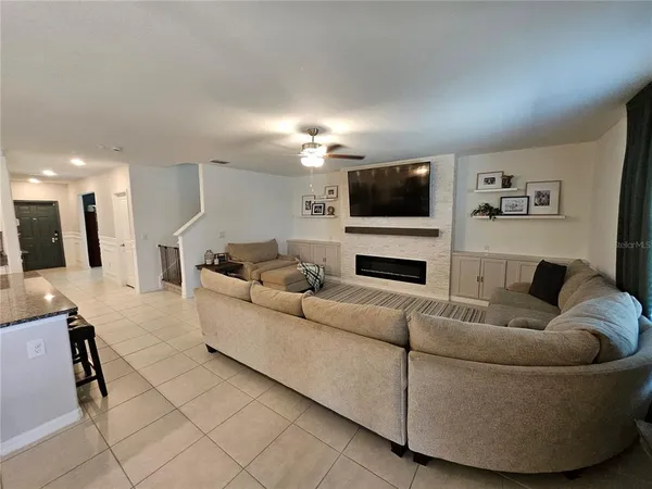 $3,800 | 12751 Weston Oaks Lane, Riverview, FL 33579