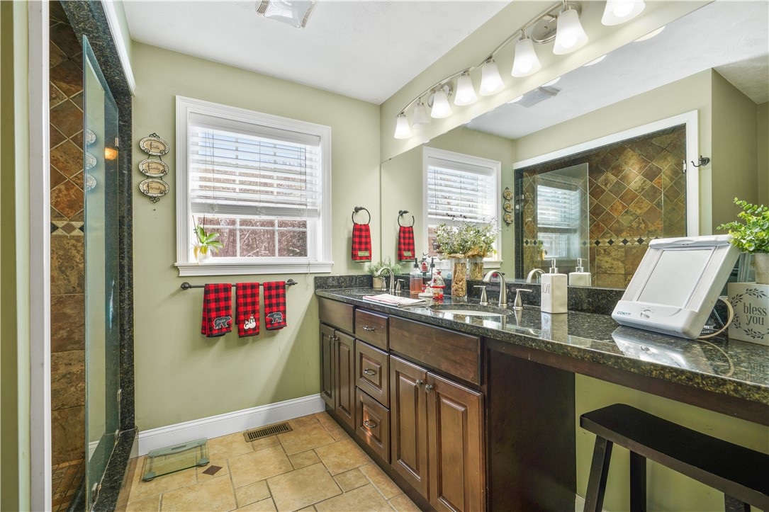 263 Plain Street Rehoboth, MA 02769 - Photo 14 of 29