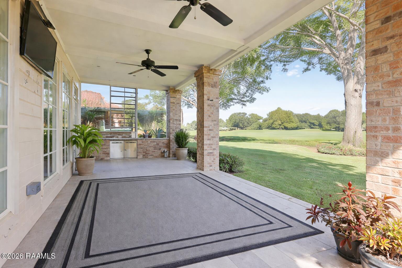 306 Sawgrass Lane Broussard, LA 70518 - Photo 5 of 32 outdoor living area