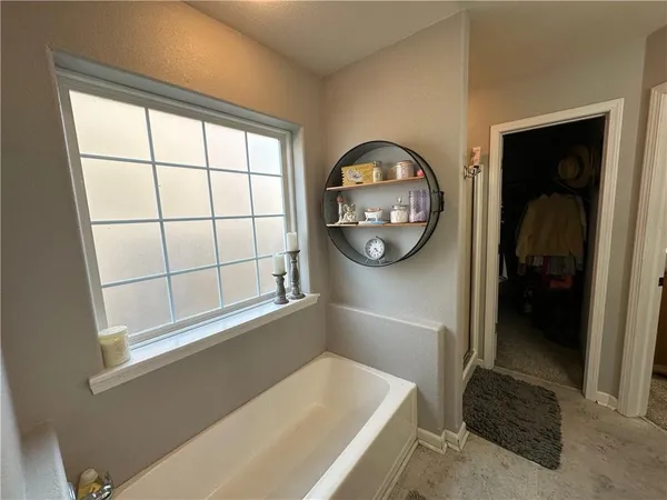 $430,000 | 126 Memory Lane, Maryville, MO 64468