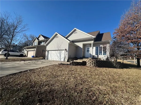 $430,000 | 126 Memory Lane, Maryville, MO 64468