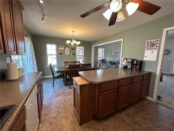 $430,000 | 126 Memory Lane, Maryville, MO 64468