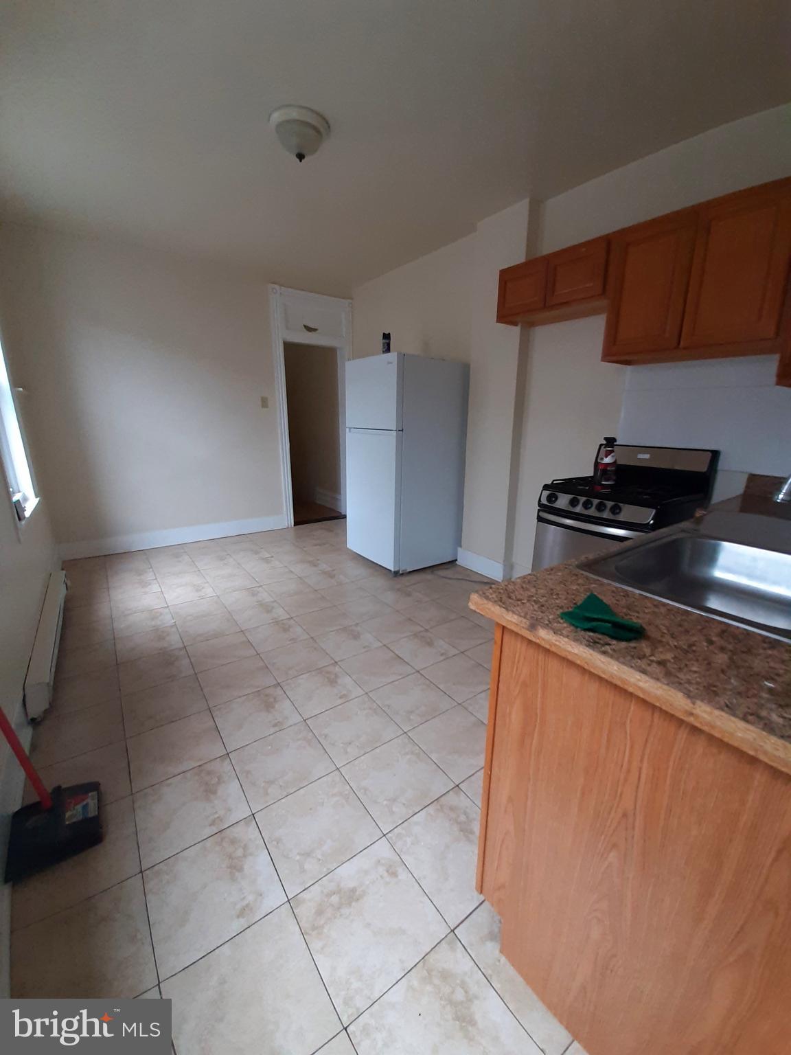 343 North Front Street, Unit 2 Reading, PA 19601 - Photo 4 of 6