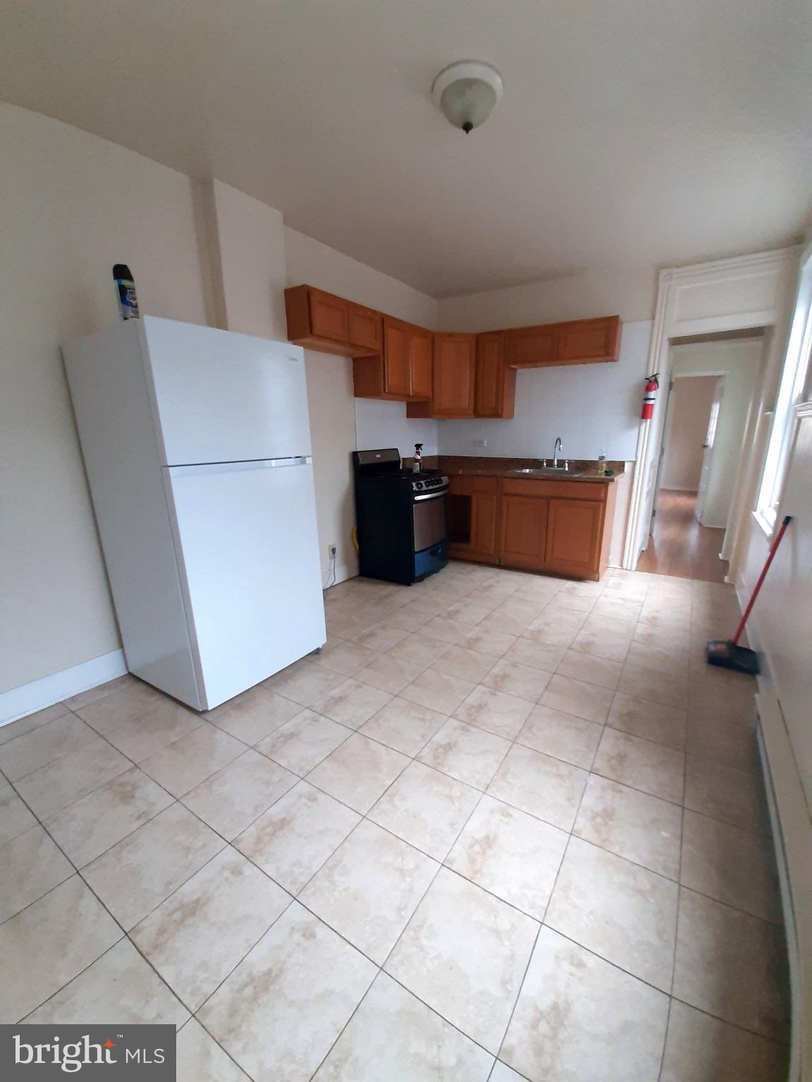 343 North Front Street, Unit 2 Reading, PA 19601 - Photo 5 of 6