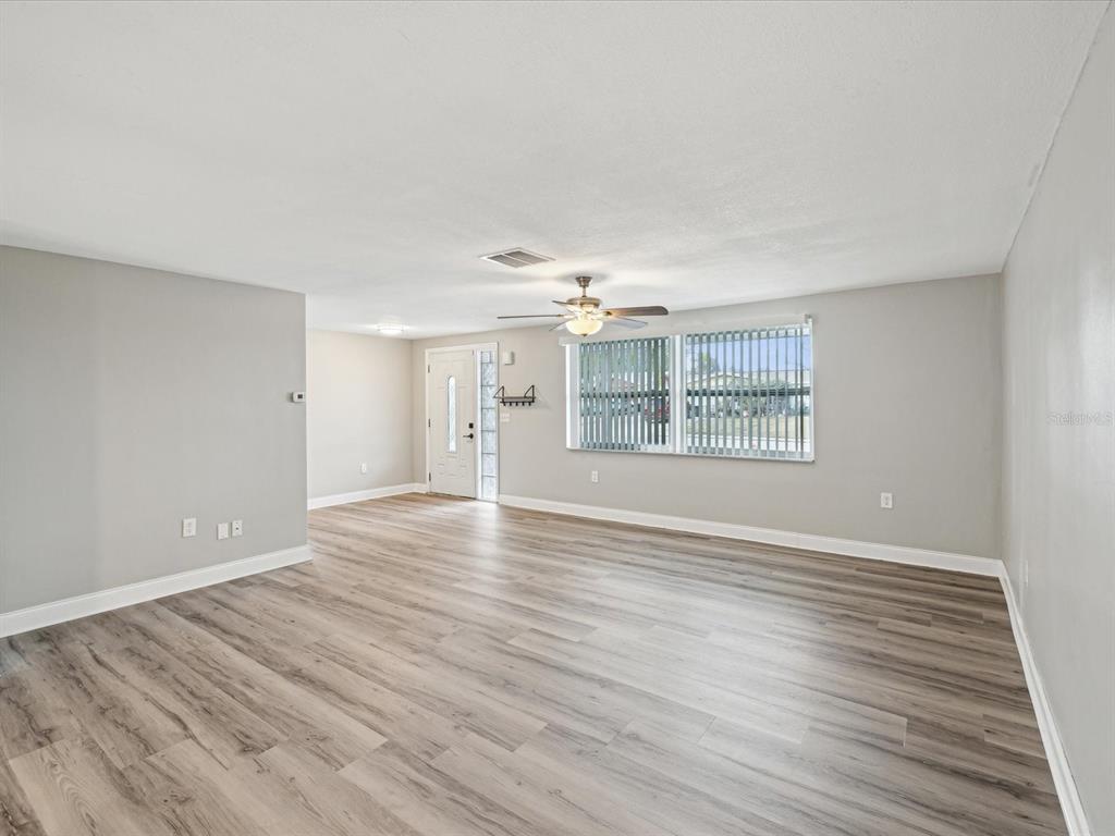10820 Oldham Road Port Richey, FL 34668 - Photo 5 of 32 Gallery Image 5