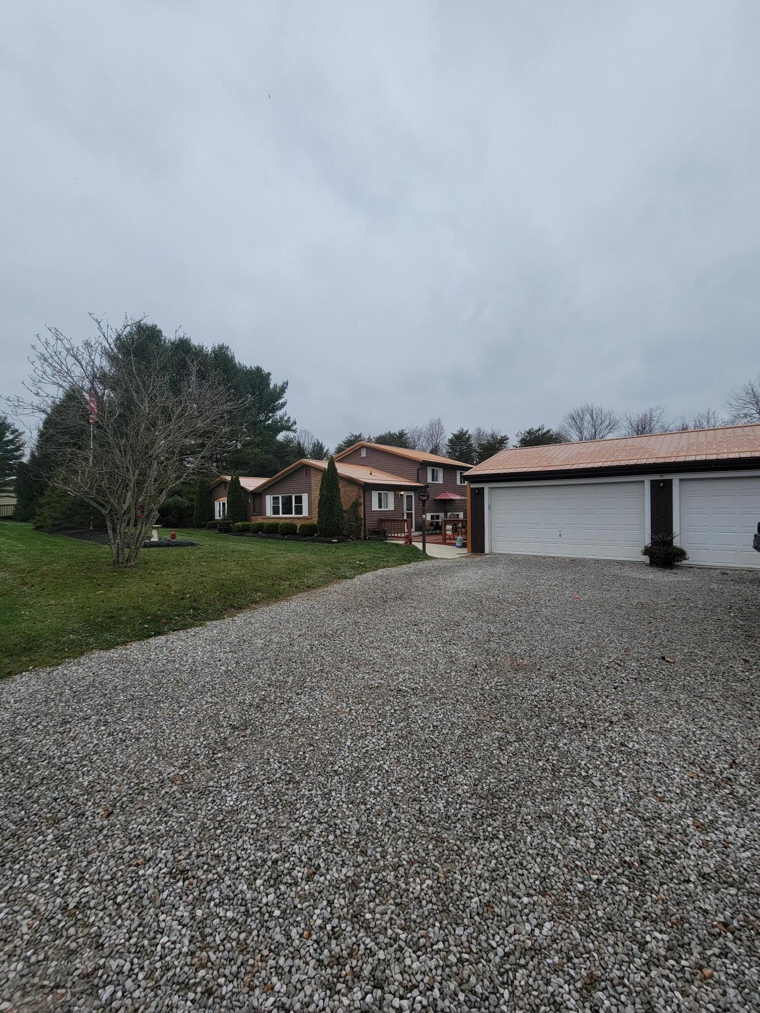 25538 Mundy Road Rockbridge, OH 43149 - Photo 4 of 35 20211126_120610