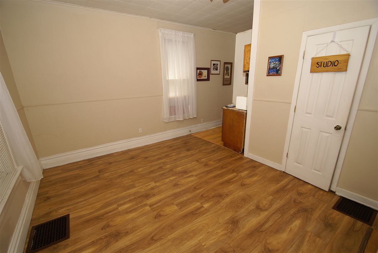 726 Riverside Avenue Fort Wayne, IN 46805 - Photo 9 of 34 Gallery Image 9