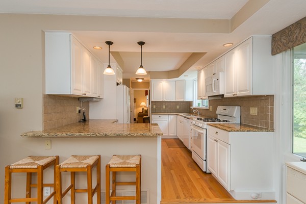 79 Woodcrest Road Boxford, MA 01921 - Photo 15 of 30 Gallery Image 15