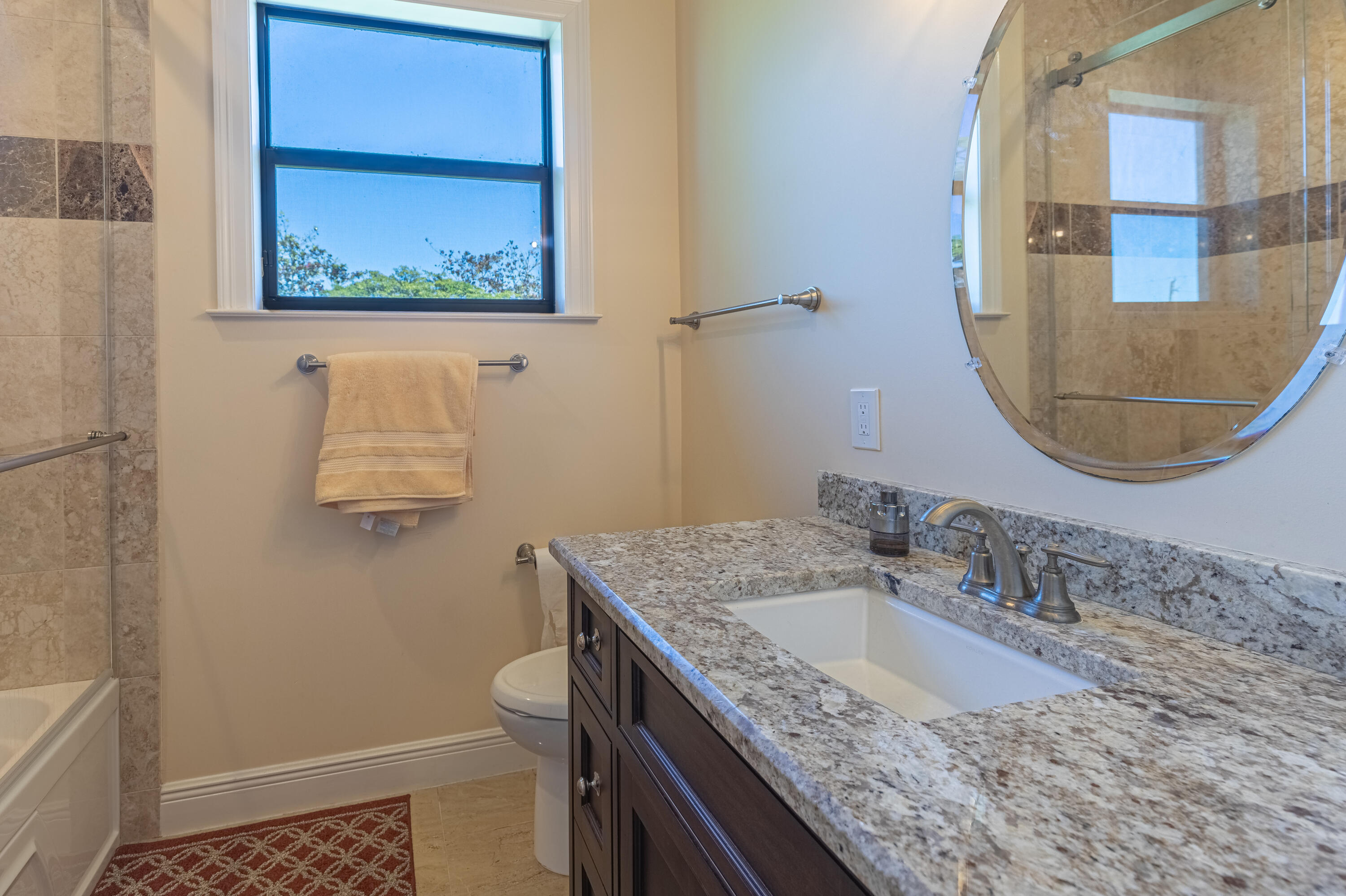 2943 B Road Loxahatchee Groves, FL 33470 - Photo 41 of 88 Bathroom4