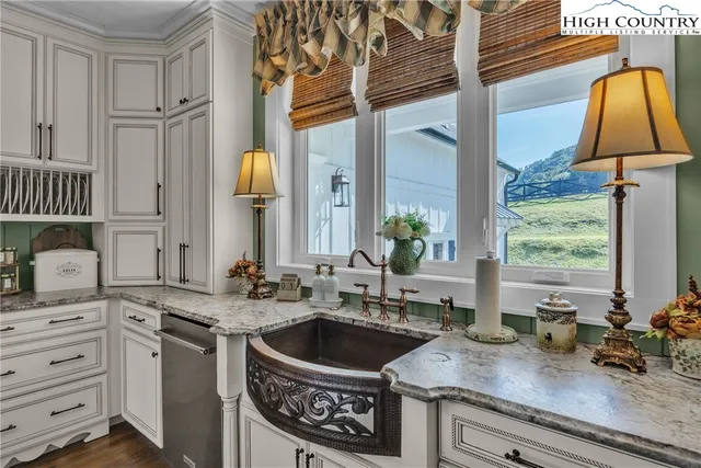 $1,699,000 | 230 Highway 88, Jefferson, NC 28640