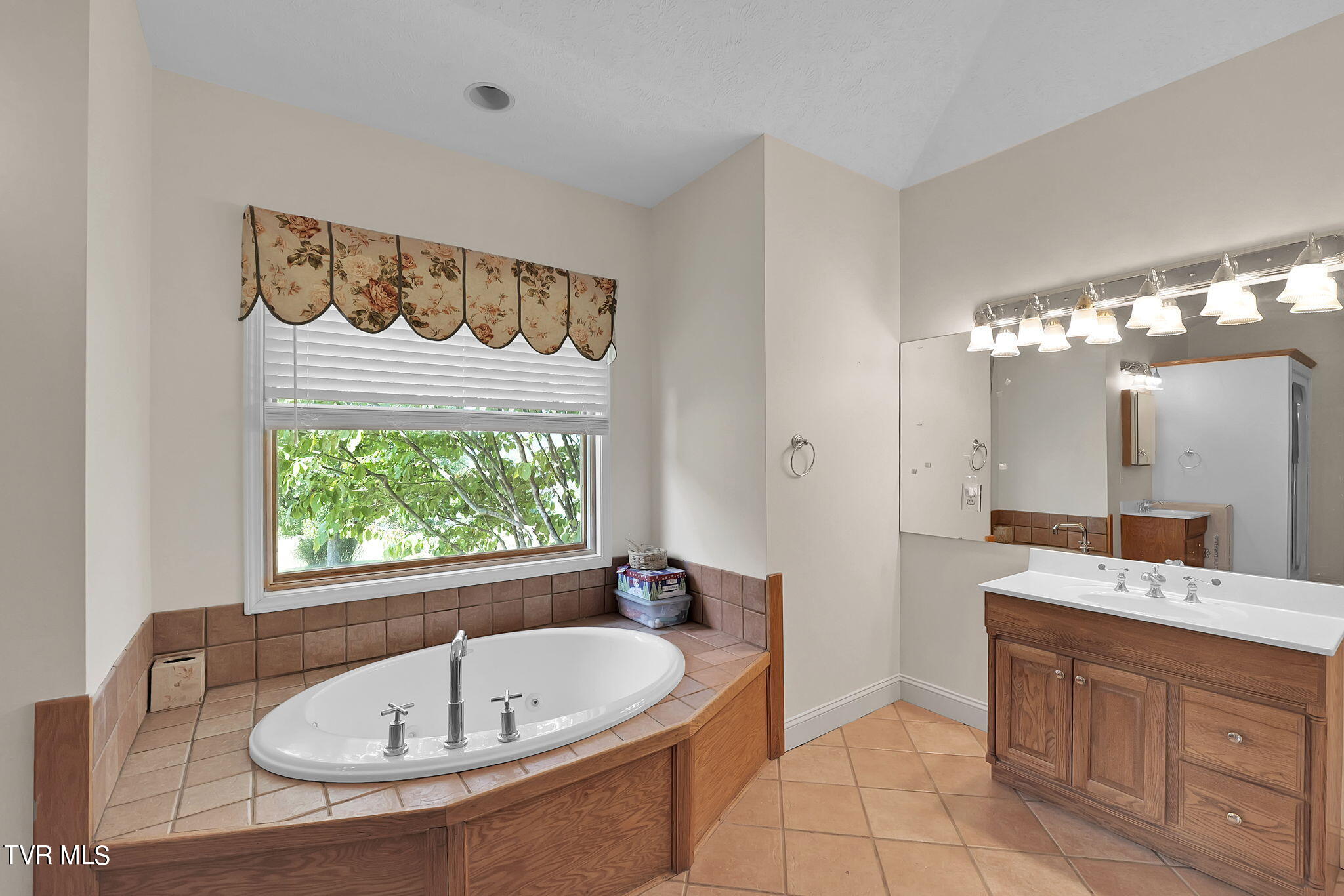 25428 Watauga Road Abingdon, VA 24211 - Photo 28 of 58 27-web-or-mls-25428-watauga-rd