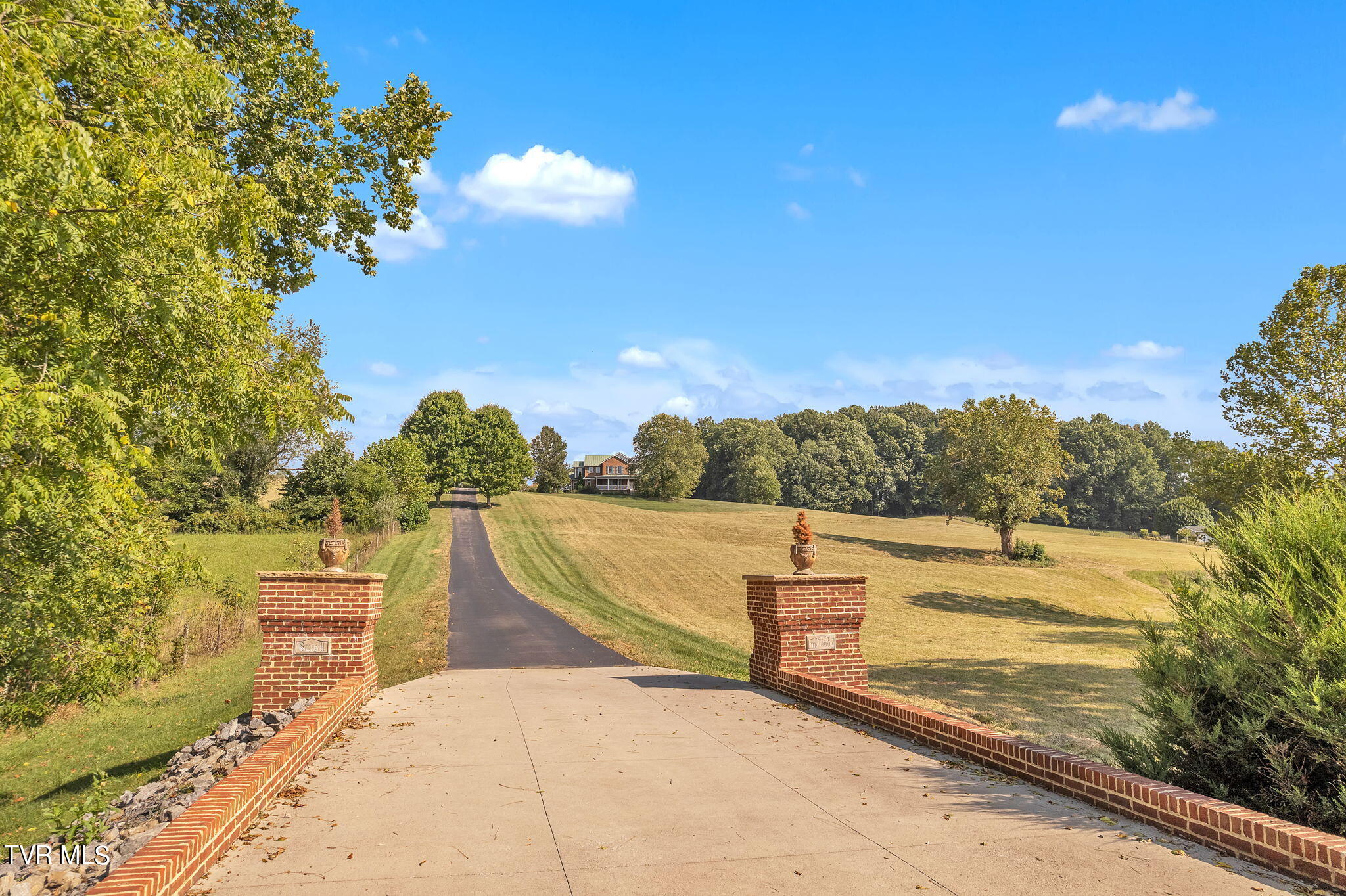 25428 Watauga Road Abingdon, VA 24211 - Photo 9 of 58 0-web-or-mls-25428-watauga-rd