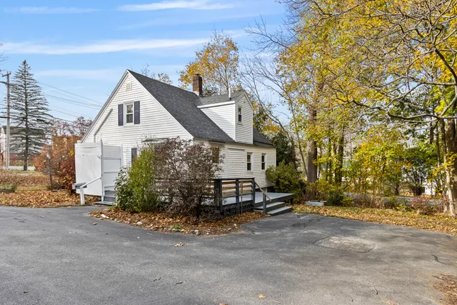 $395,000 | 117 School Street, Gorham, ME 04038