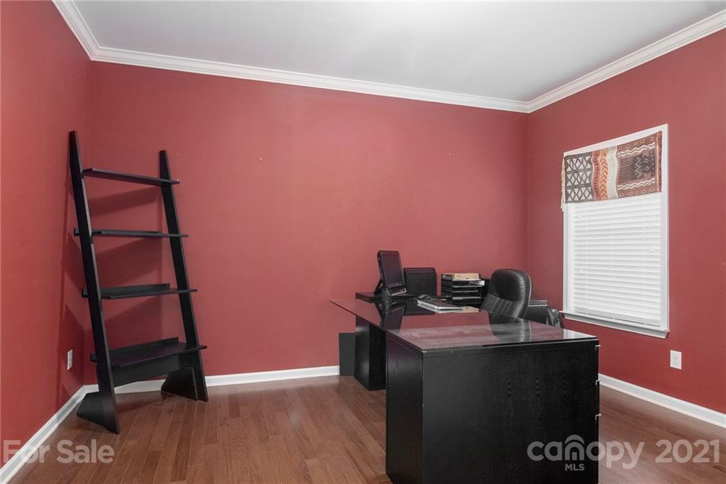 9523 Fernspray Road Charlotte, NC 28213 - Photo 12 of 29 Gallery Image 12