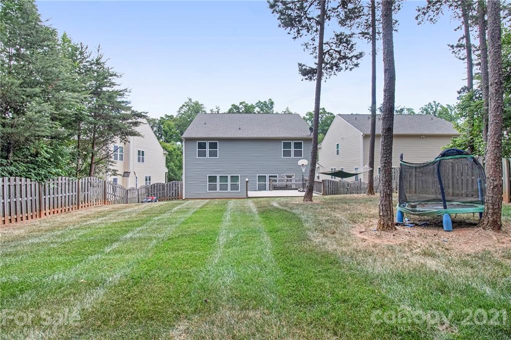9523 Fernspray Road Charlotte, NC 28213 - Photo 13 of 29 Gallery Image 13