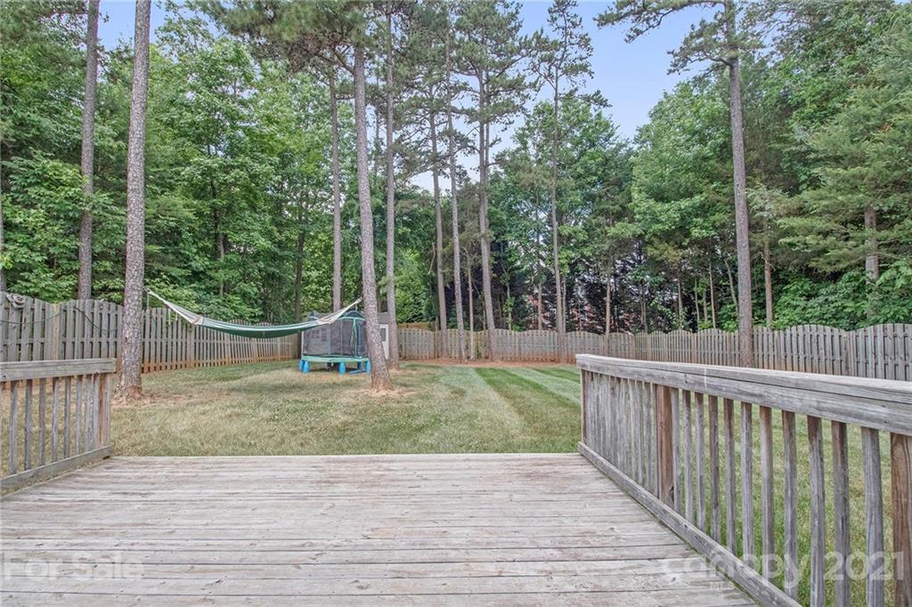 9523 Fernspray Road Charlotte, NC 28213 - Photo 15 of 29 Gallery Image 15