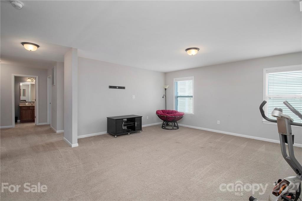 9523 Fernspray Road Charlotte, NC 28213 - Photo 18 of 29 Gallery Image 18