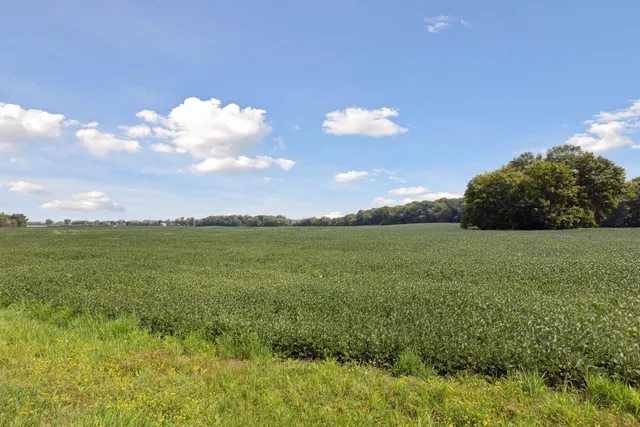 $875,000 | 24-x4 Holy Name Drive, Wayzata, MN 55391