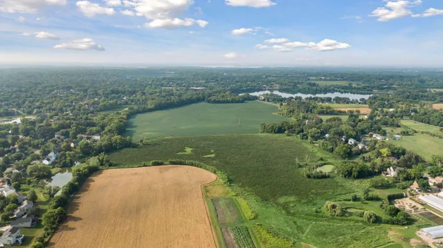 $875,000 | 24-x4 Holy Name Drive, Wayzata, MN 55391