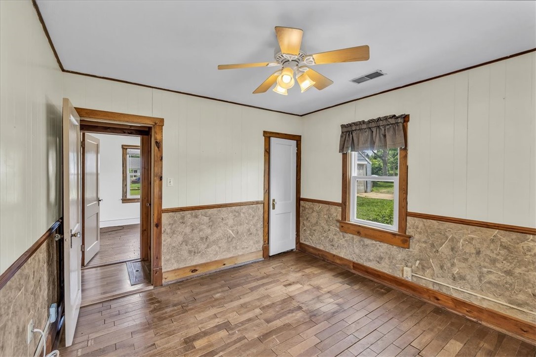 3320 Chestnut Avenue Decatur, IL 62521 - Photo 13 of 26