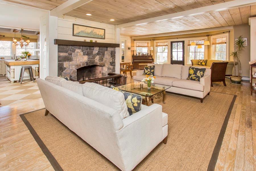 302 Foreside Road Falmouth, ME 04105 - Photo 6 of 26 Living Room