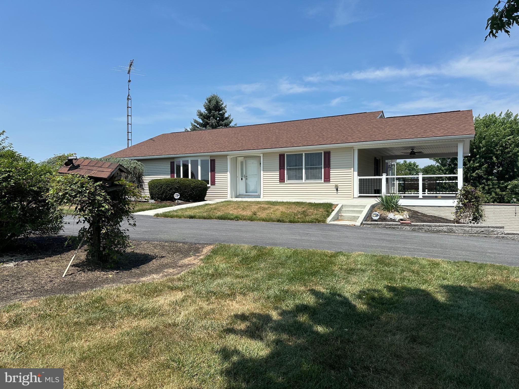 7246 Smith Road Chambersburg, PA 17202 - Photo 2 of 9