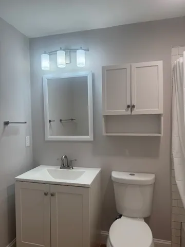 $2,495 | 65 Oaklawn Avenue, Unit 75114, Cranston, RI 02920