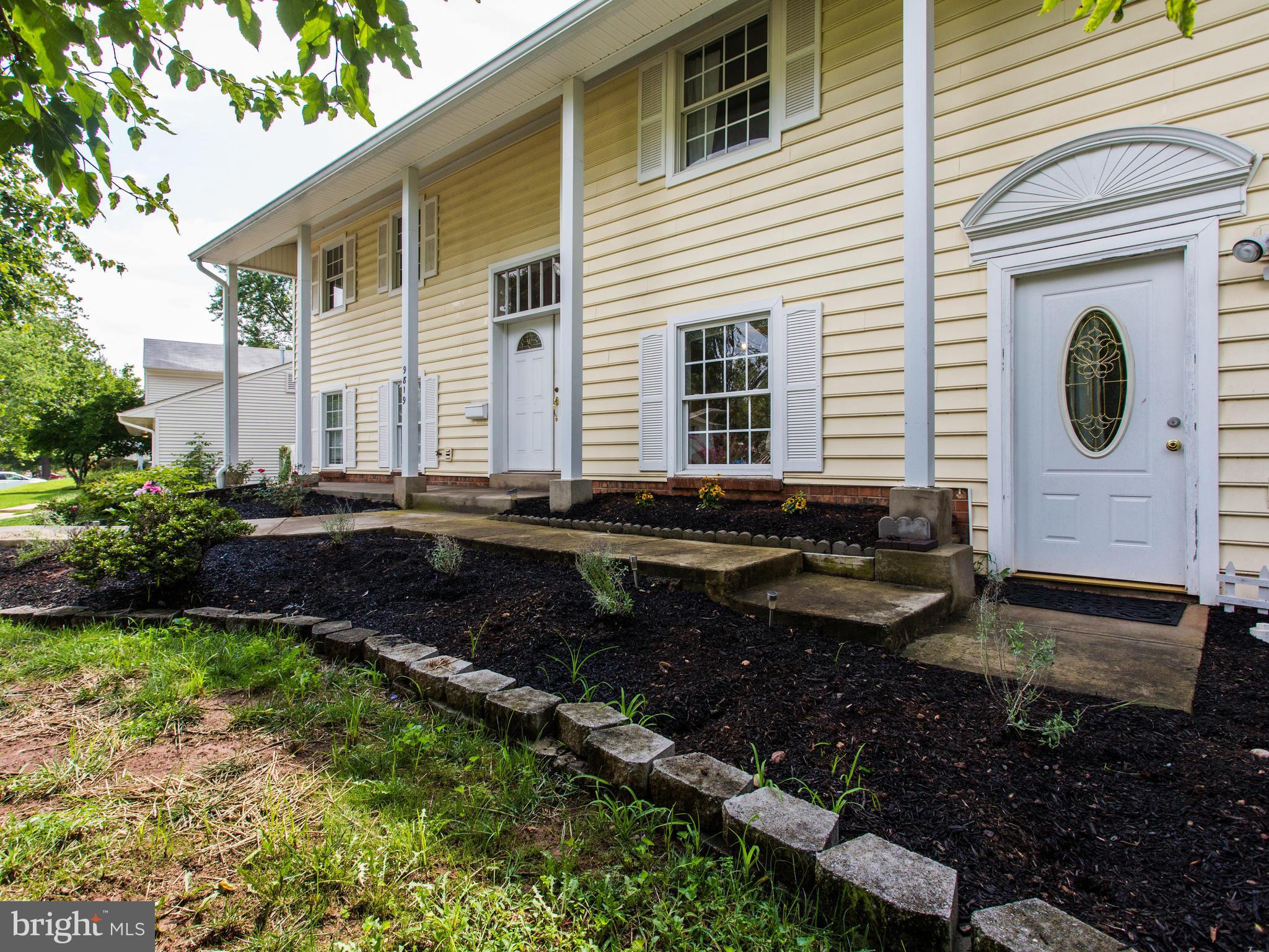 9819 Greenview Lane Manassas, VA 20109 - Photo 2 of 30 Exterior (Front) showing separate entrance.